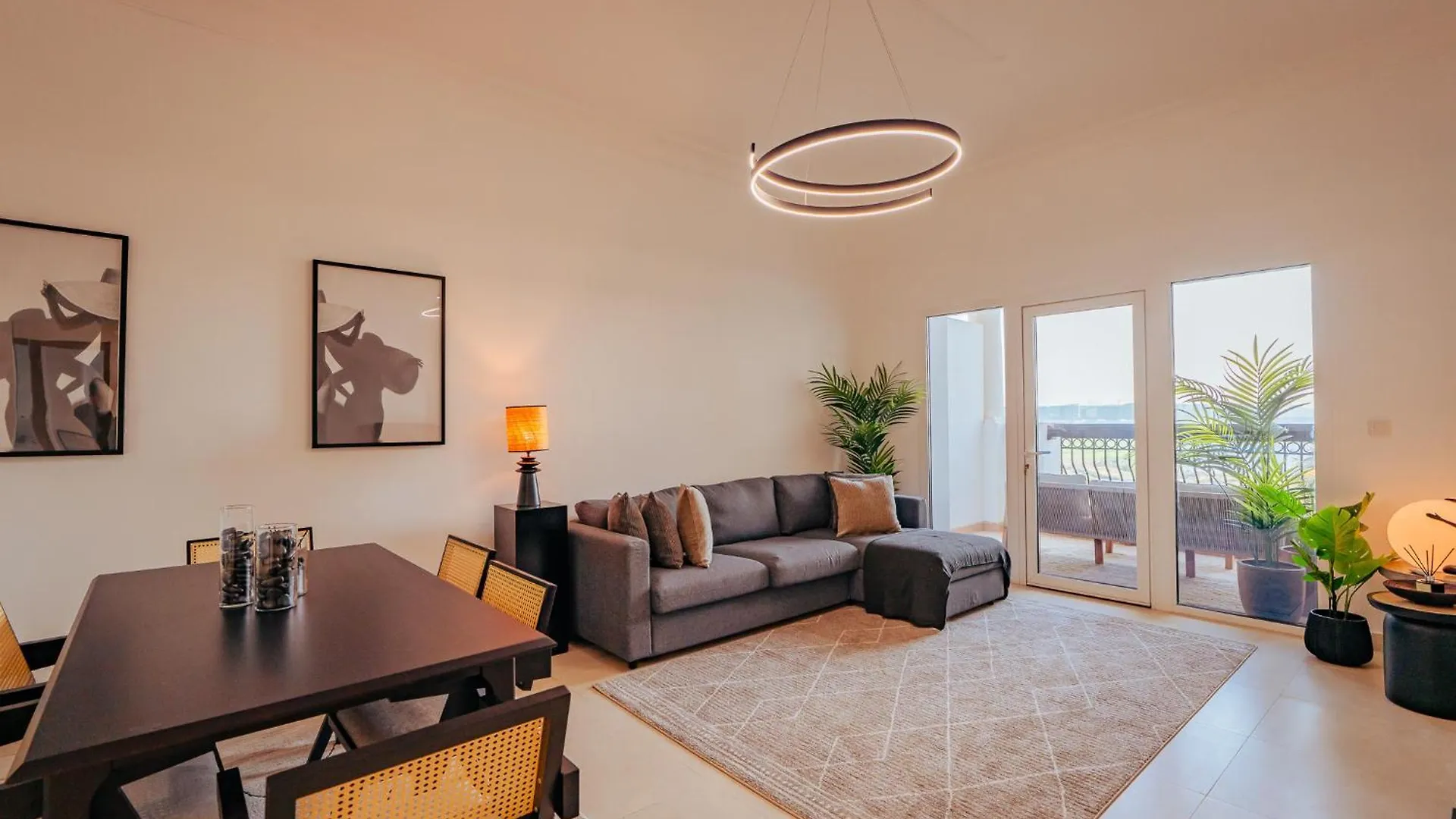Voyage Ansam Two Bedroom With Ocean Views Abu Dhabi 0*,
