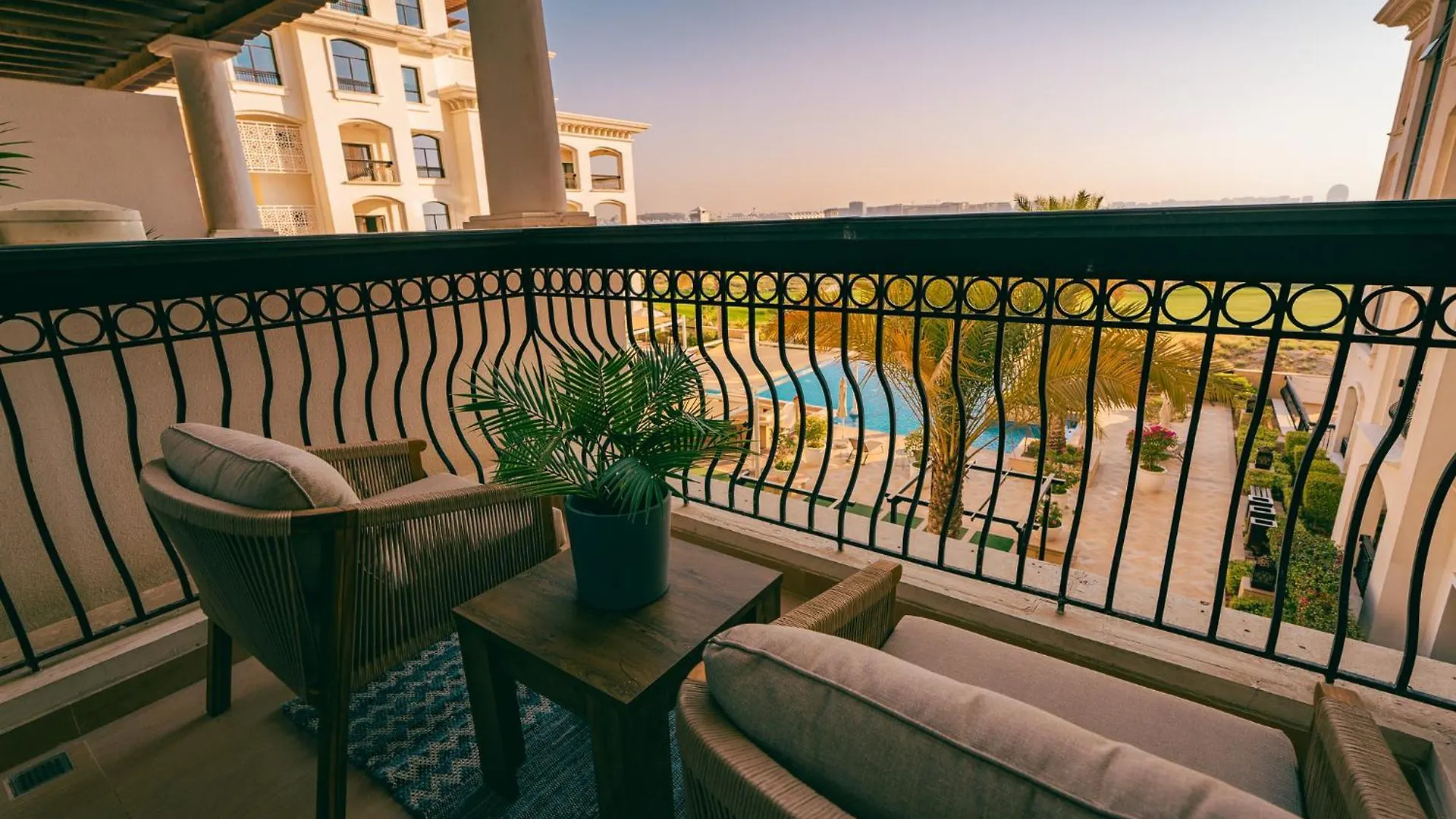 Daire Voyage Ansam Two Bedroom With Ocean Views Abu Dabi